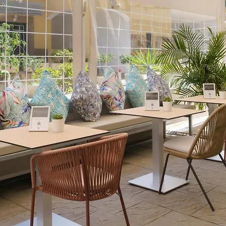 Alua Tenerife Hotel